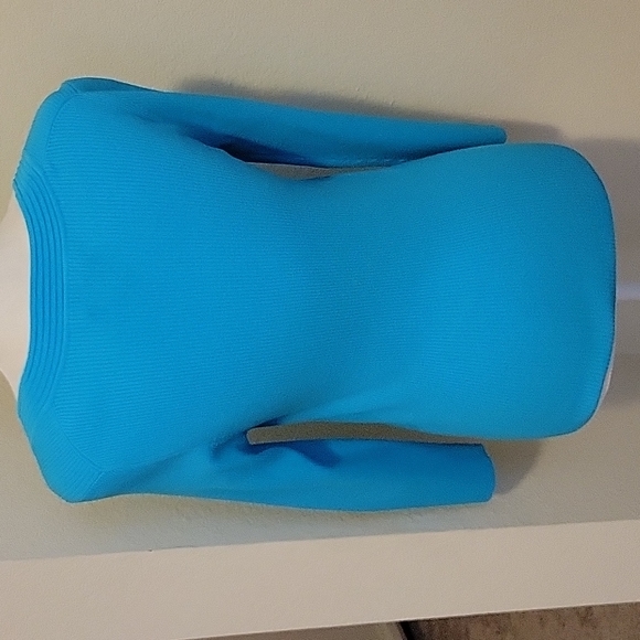 POINTELLE TURQUOISE SQUARE NECK TOP.....MEDIUM - Picture 5 of 7